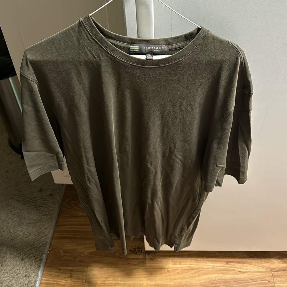Robert Barakett olive shirt size XL